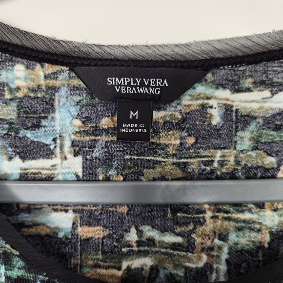 Simply Vera Patterned Blouse - Picture 3 of 4